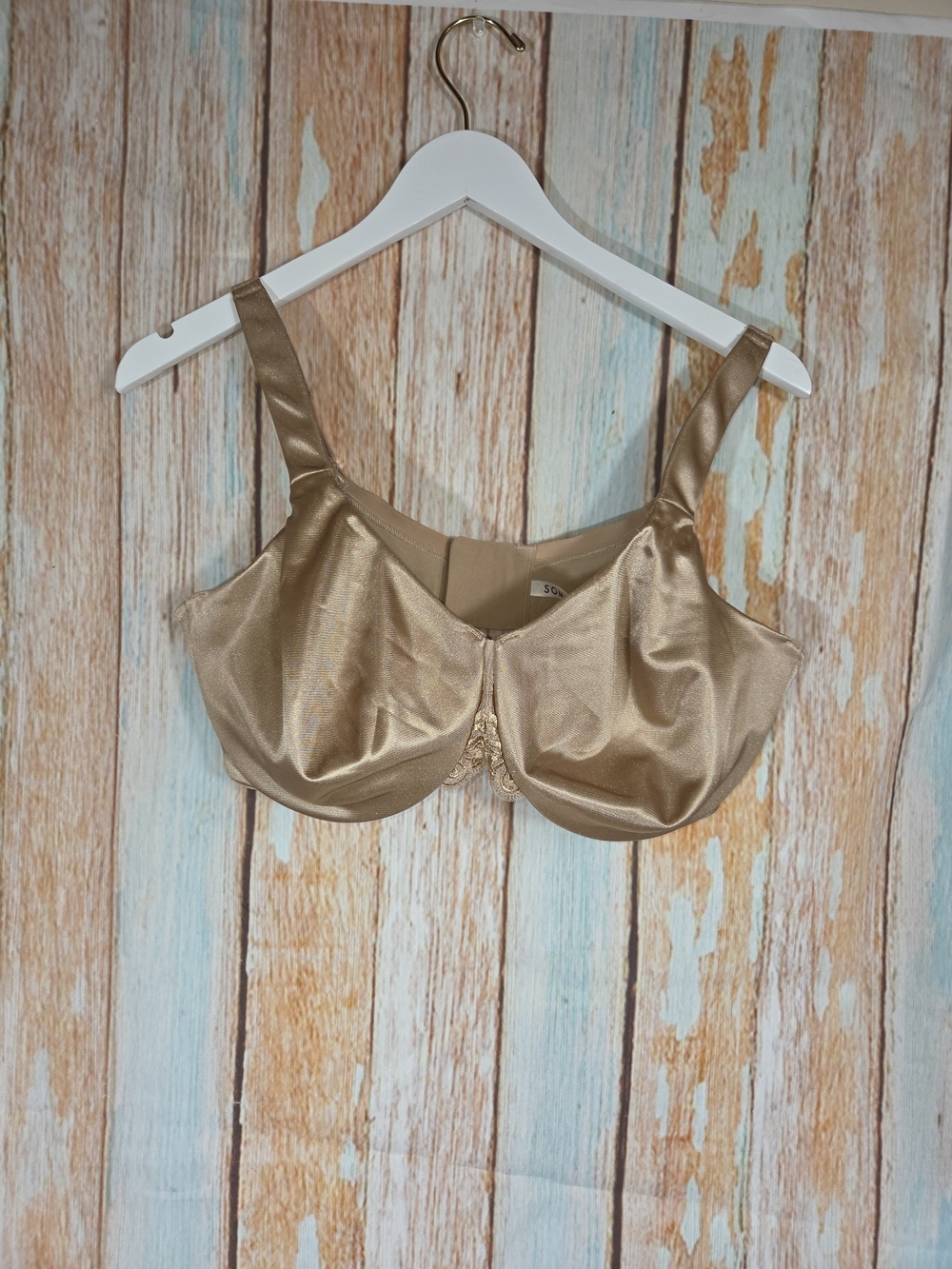 Soma Sensuous Sides Minimizer Underwire Bra. Gold Color  Size 40dd